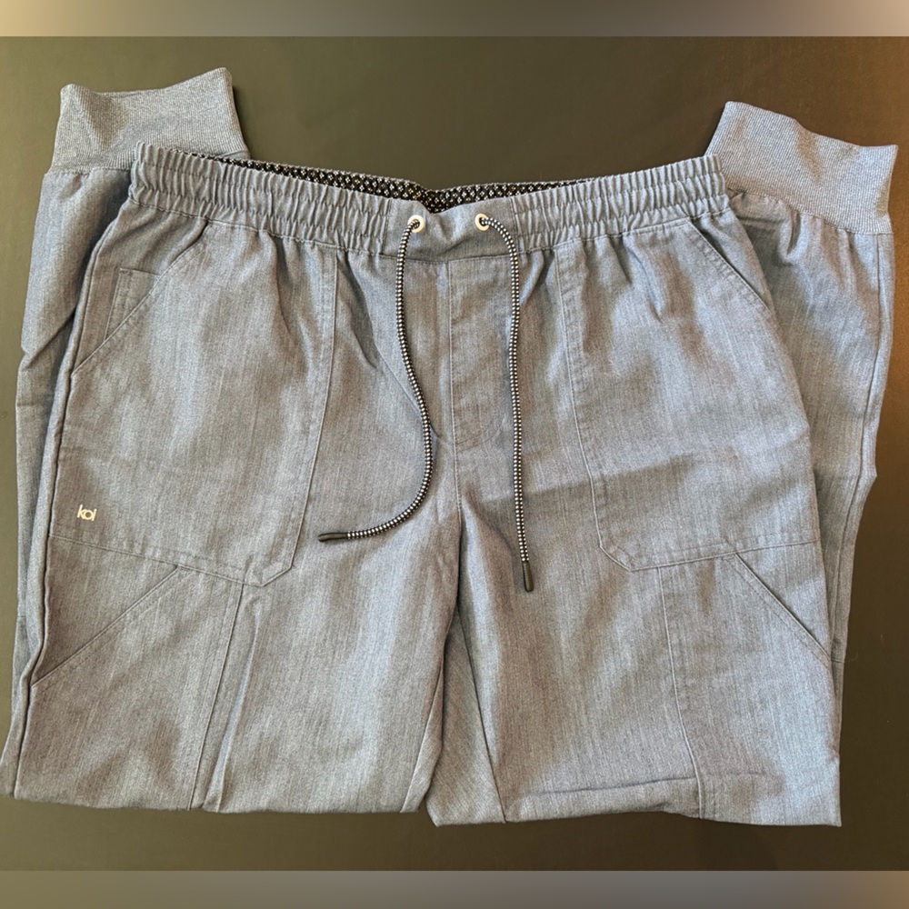 Women’s Koi NextGen scrub joggers